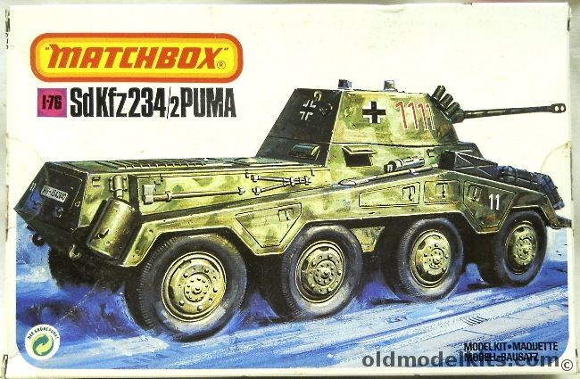Matchbox 1/76 Puma SdKfz 234/2 with Diorama Display Base, 40076 plastic model kit